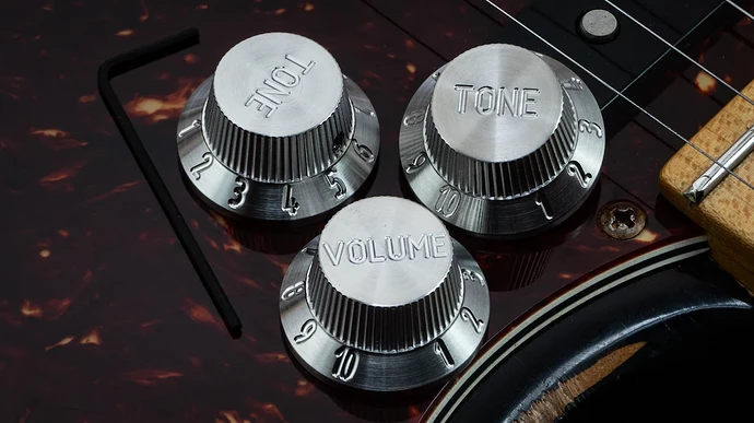 SS strat knobs