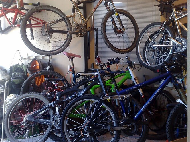 Garage 1
