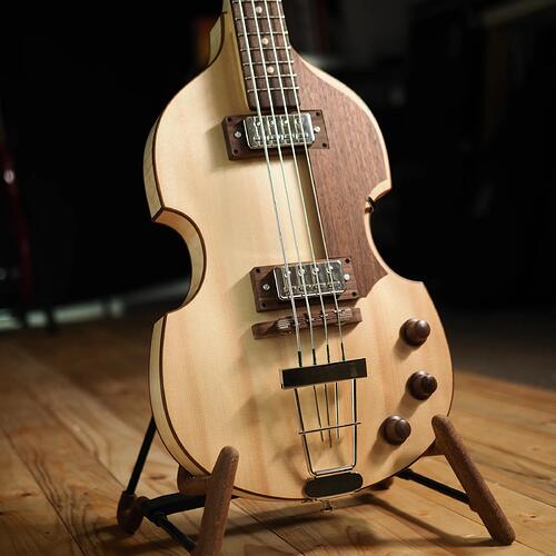 Höfner 500-1 Green Line