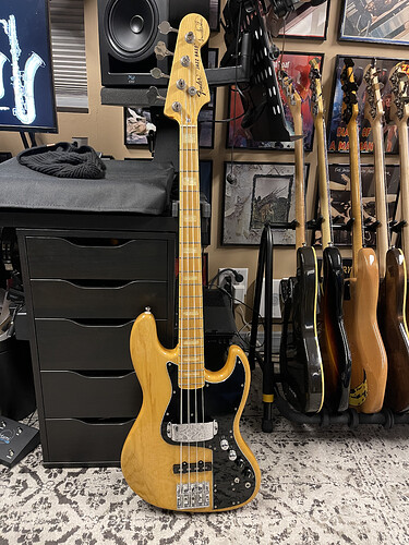Fender Marcus Miller Signature Jazz.HEIC