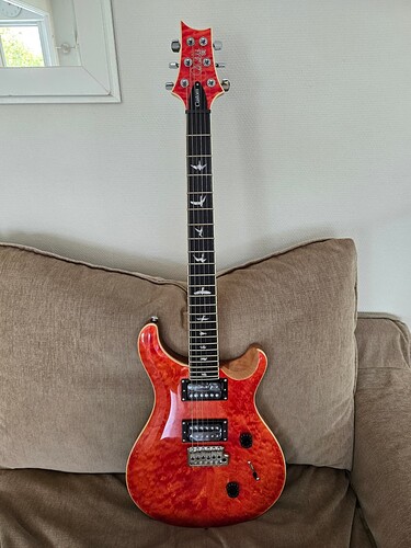 PRS 70th SE Custom 24 front