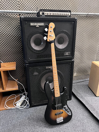 Behringer_halfstack