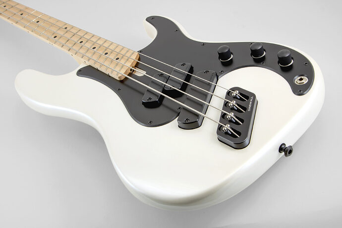 R2P-SP1-4-String-Gloss-Ducati-Pearl-White-Maple-FB-Matte-Black-PG-MBV2-2-3-2200x1467