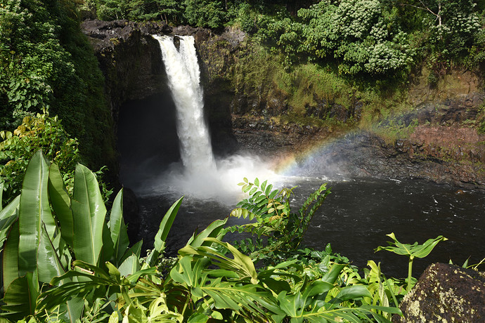 20151130_Rainbow_Falls_w_rainbow_750_0240_1kw