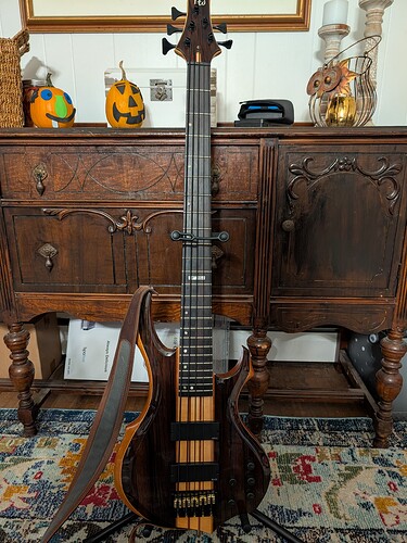 PXL_20240926_215323263