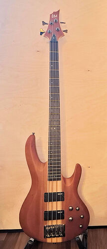 01 guitar front