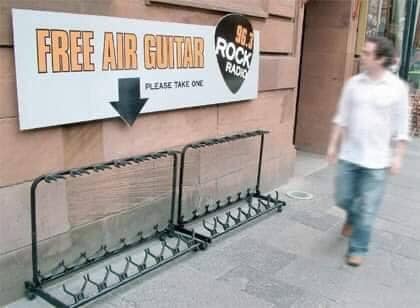 Free Air Guitar