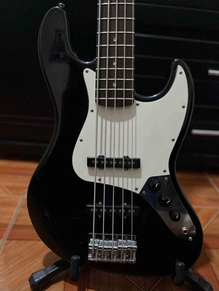 Fender J v MiM 2015 not in database tuner placement BassBuzz Forum